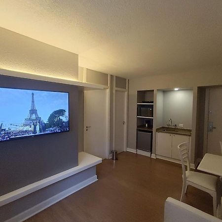 Apto-Flat Excelente Localizacao Centro-Batel - Somente Familiares Curitiba Ngoại thất bức ảnh