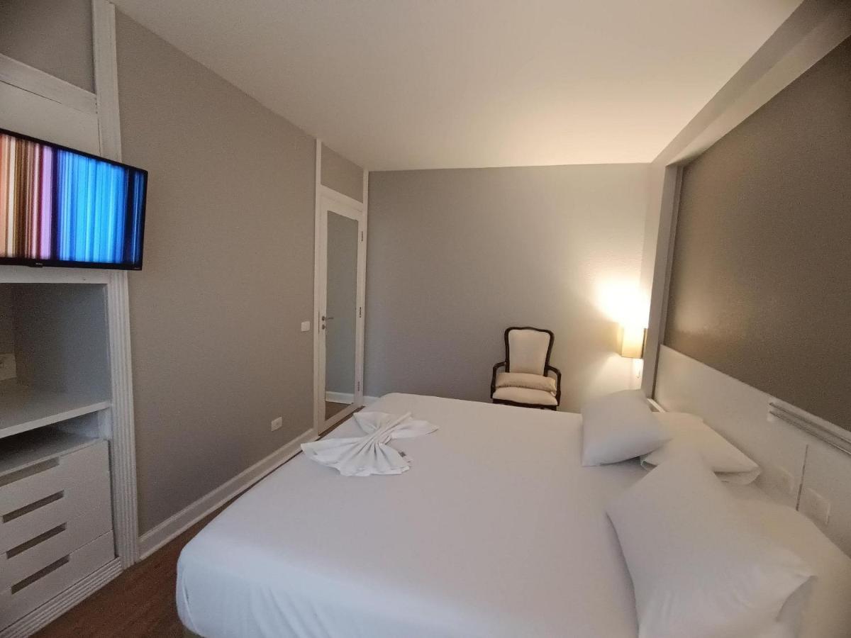 Apto-Flat Excelente Localizacao Centro-Batel - Somente Familiares Curitiba Ngoại thất bức ảnh