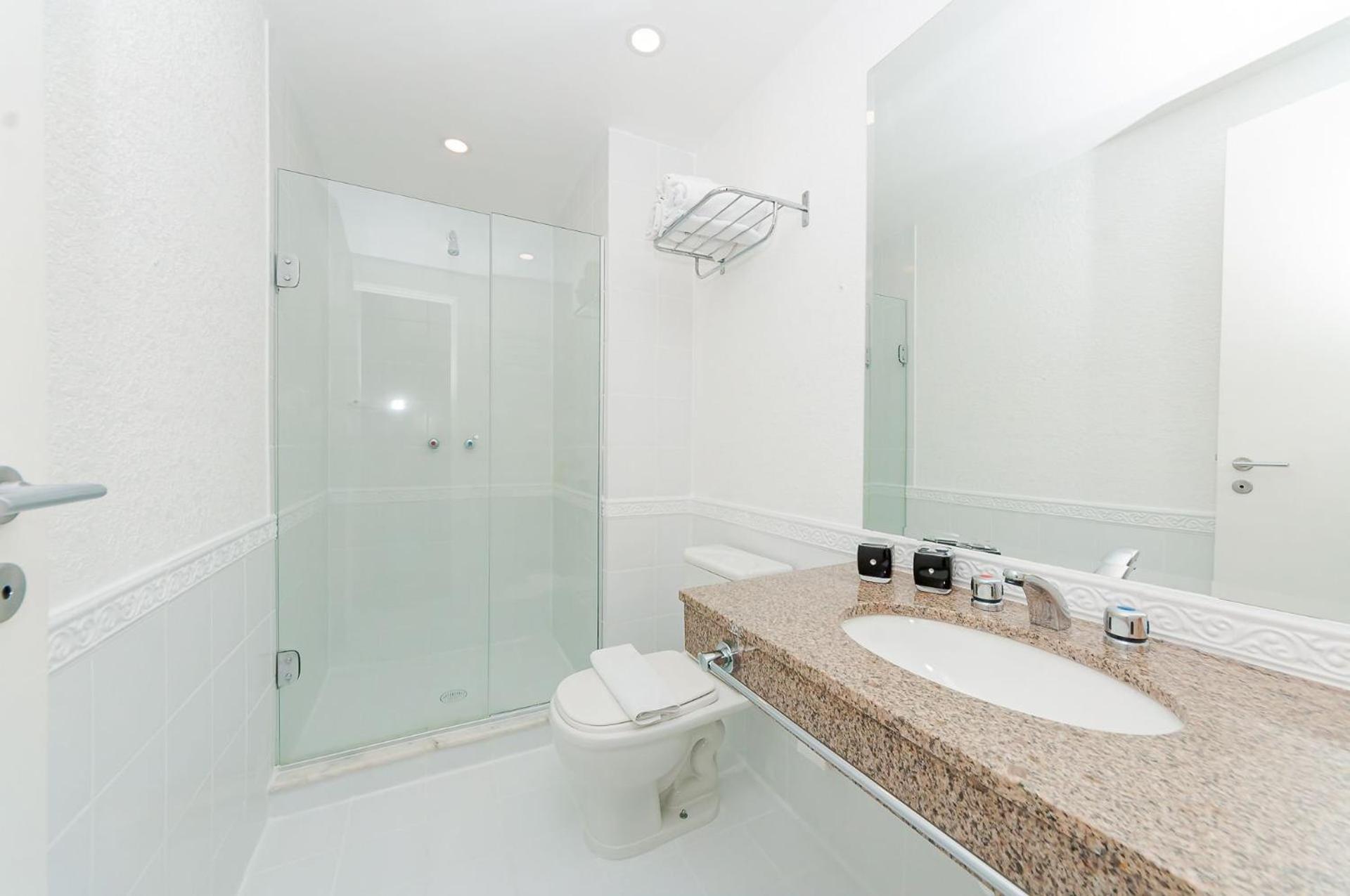 Apto-Flat Excelente Localizacao Centro-Batel - Somente Familiares Curitiba Ngoại thất bức ảnh