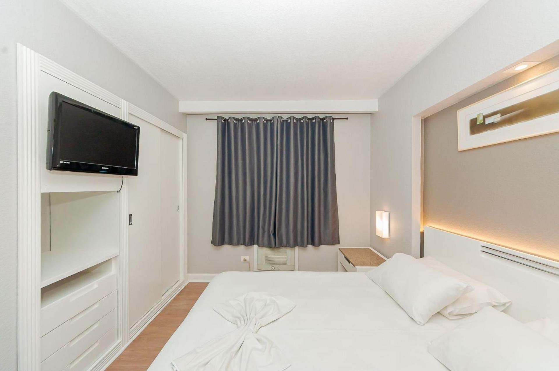 Apto-Flat Excelente Localizacao Centro-Batel - Somente Familiares Curitiba Ngoại thất bức ảnh